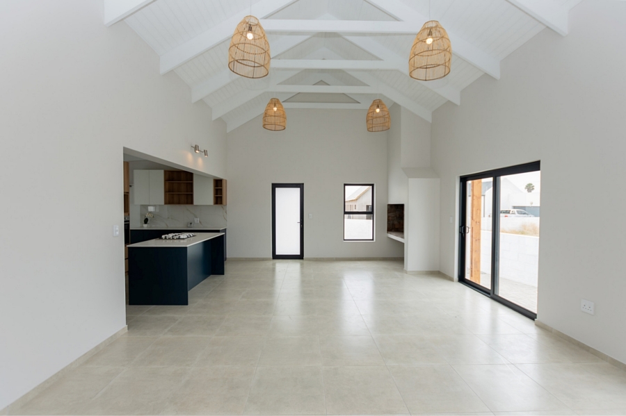 3 Bedroom Property for Sale in Brittania Beach Estate Western Cape